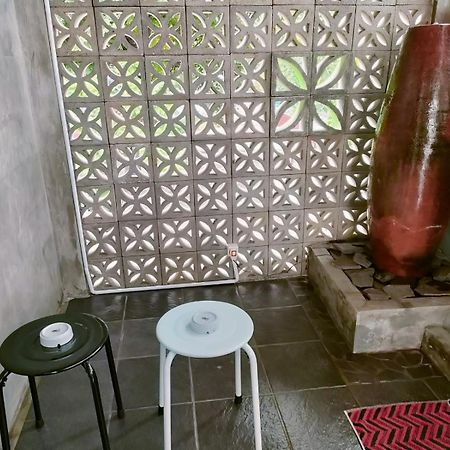 Jeng Tini Guest House ボゴール エクステリア 写真
