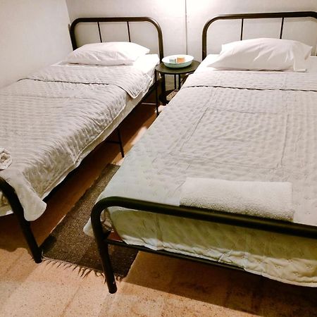 Jeng Tini Guest House ボゴール エクステリア 写真