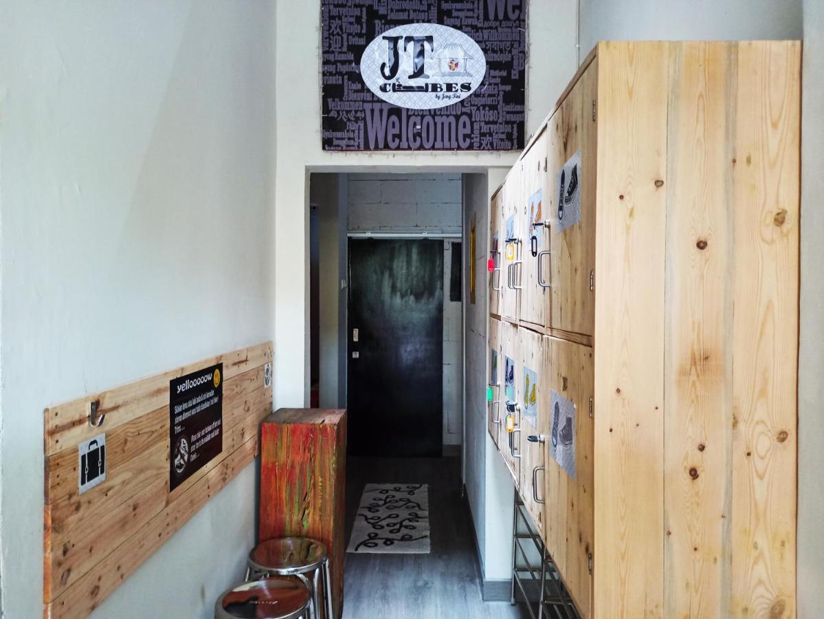 Jeng Tini Guest House ボゴール エクステリア 写真