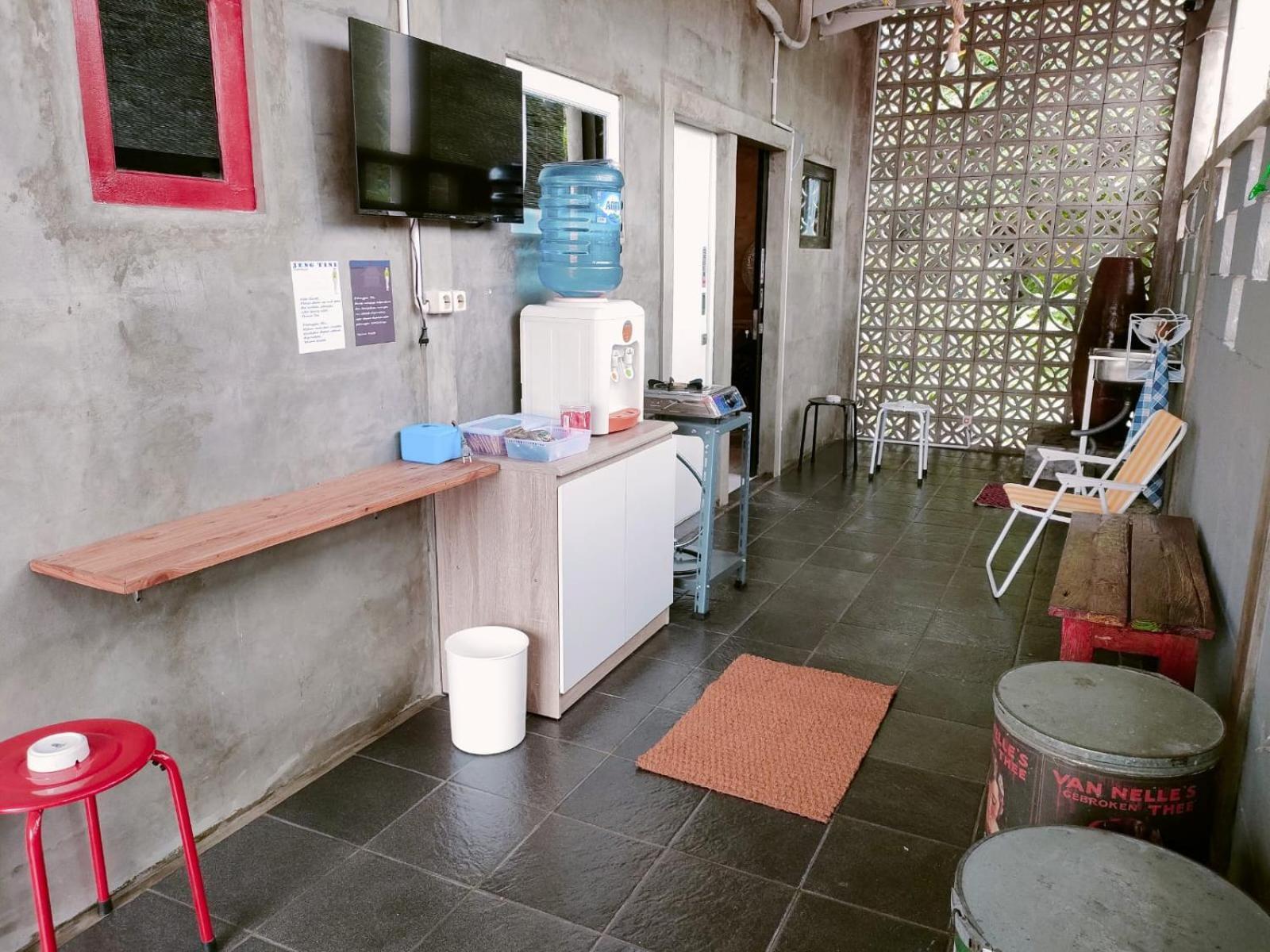 Jeng Tini Guest House ボゴール エクステリア 写真