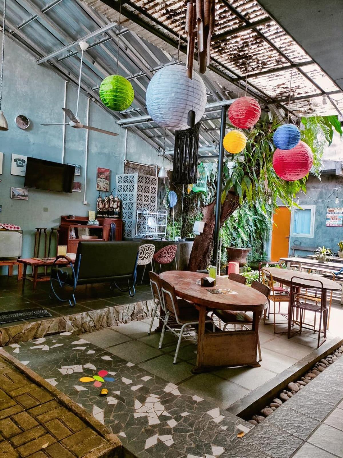 Jeng Tini Guest House ボゴール エクステリア 写真