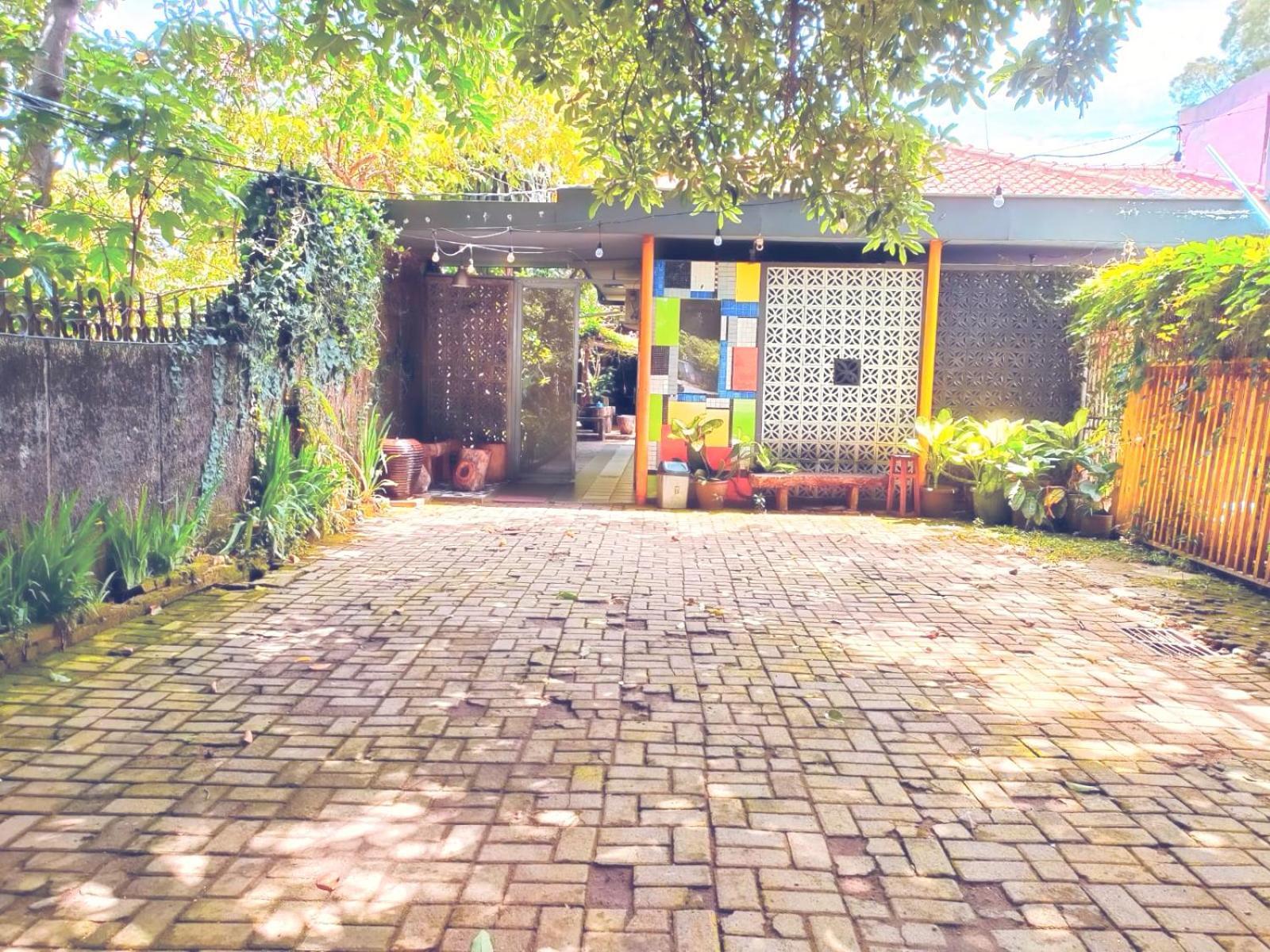 Jeng Tini Guest House ボゴール エクステリア 写真