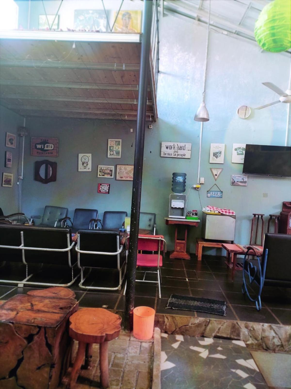 Jeng Tini Guest House ボゴール エクステリア 写真