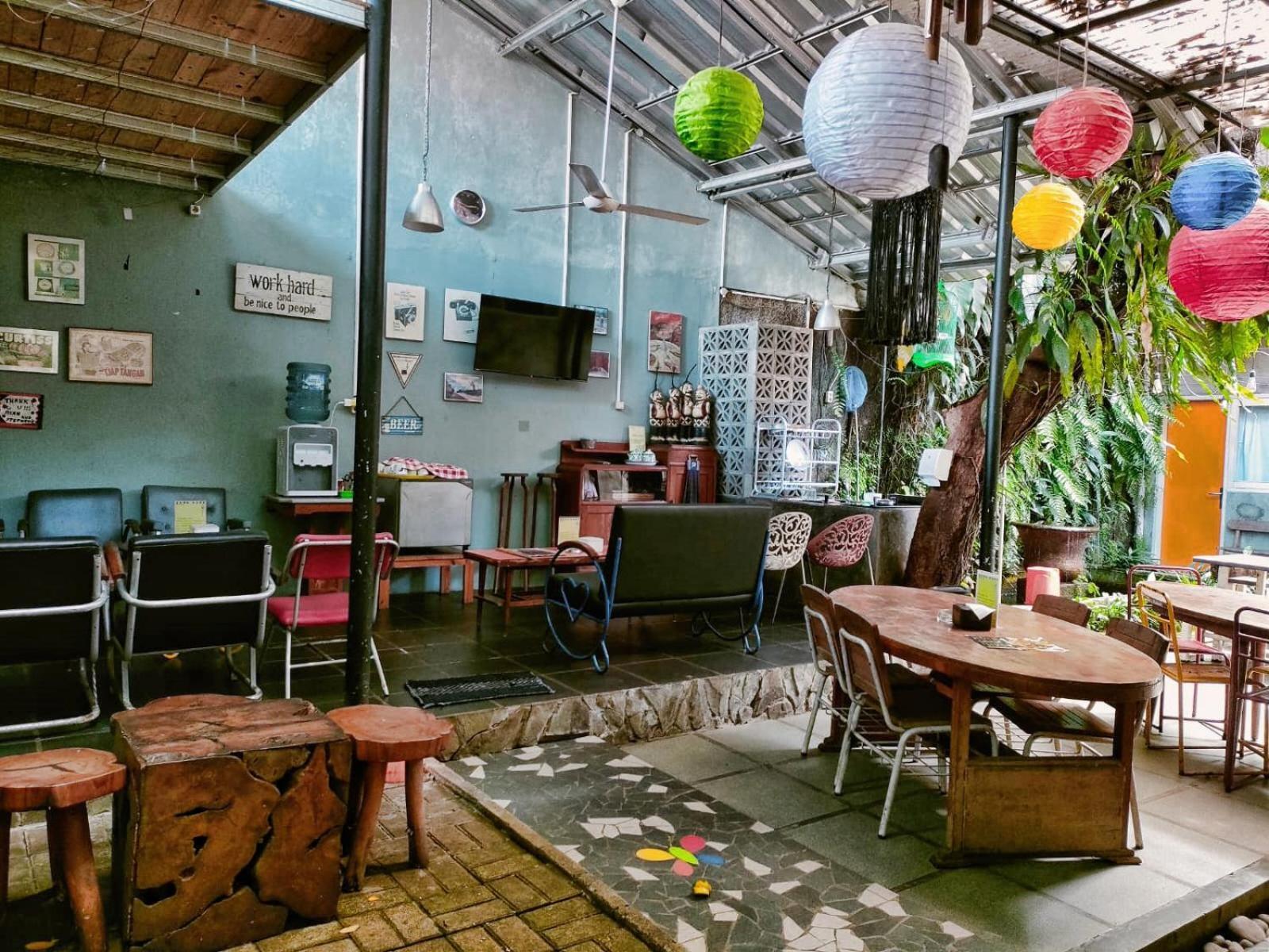 Jeng Tini Guest House ボゴール エクステリア 写真