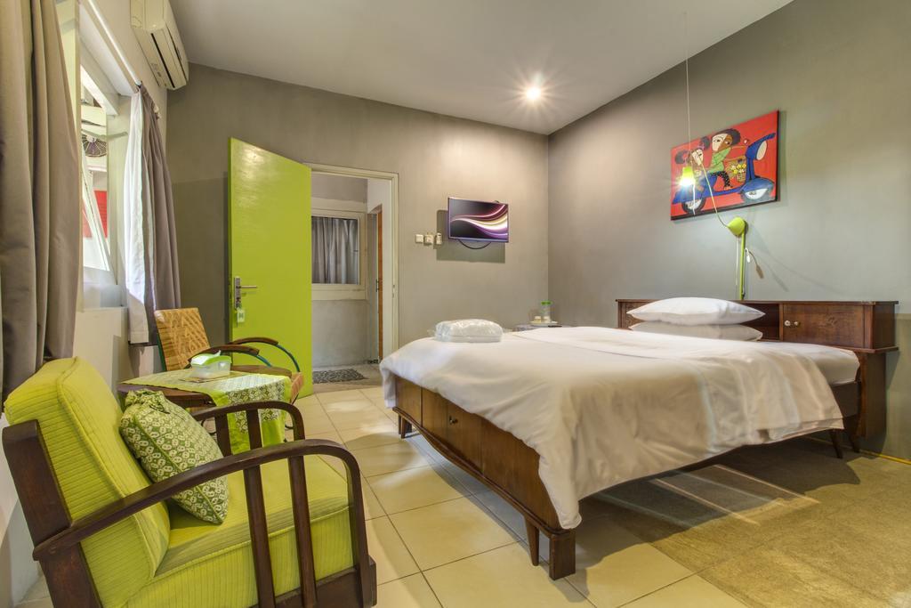 Jeng Tini Guest House ボゴール エクステリア 写真
