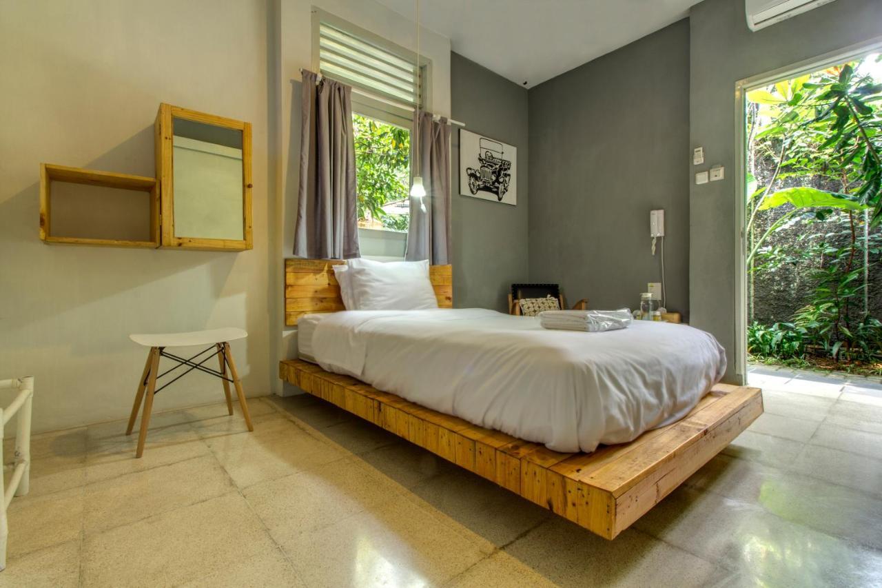 Jeng Tini Guest House ボゴール エクステリア 写真