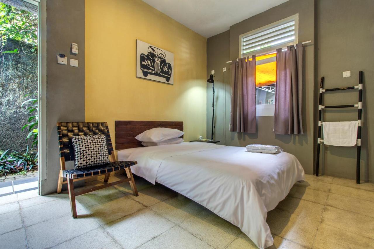Jeng Tini Guest House ボゴール エクステリア 写真